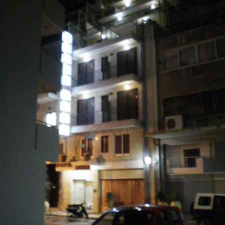 Hotel Niki Piraeus Buitenkant foto