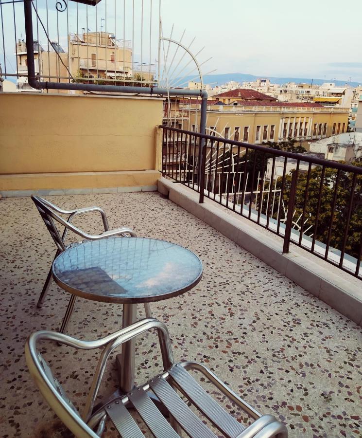 Hotel Niki Piraeus Buitenkant foto